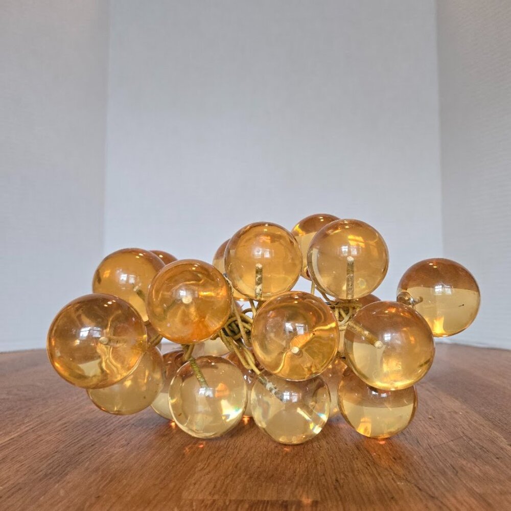 Vintage Amber/Gold Lucite Grape Cluster Mid Century Modern Acrylic Grapes Retro